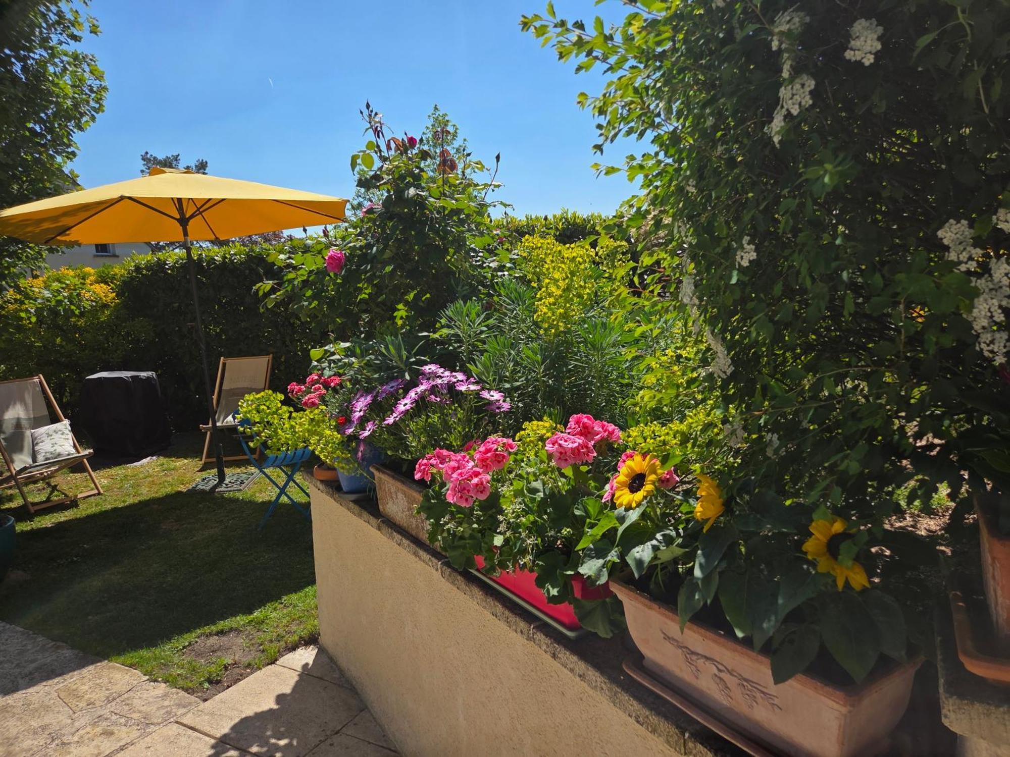 Clair Logis Villa Giverny Exterior photo